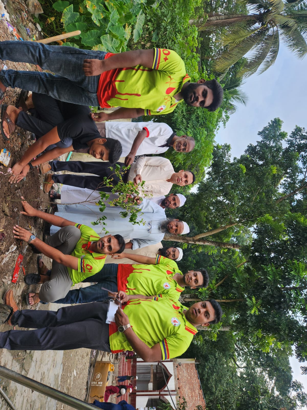 বেনাপোলে যশোরিয়ান ব্লাড ফাউন্ডেশনের প্রতিষ্ঠাবার্ষিকী উপলক্ষে দোয়া মাহফিল ও বৃক্ষরোপণ