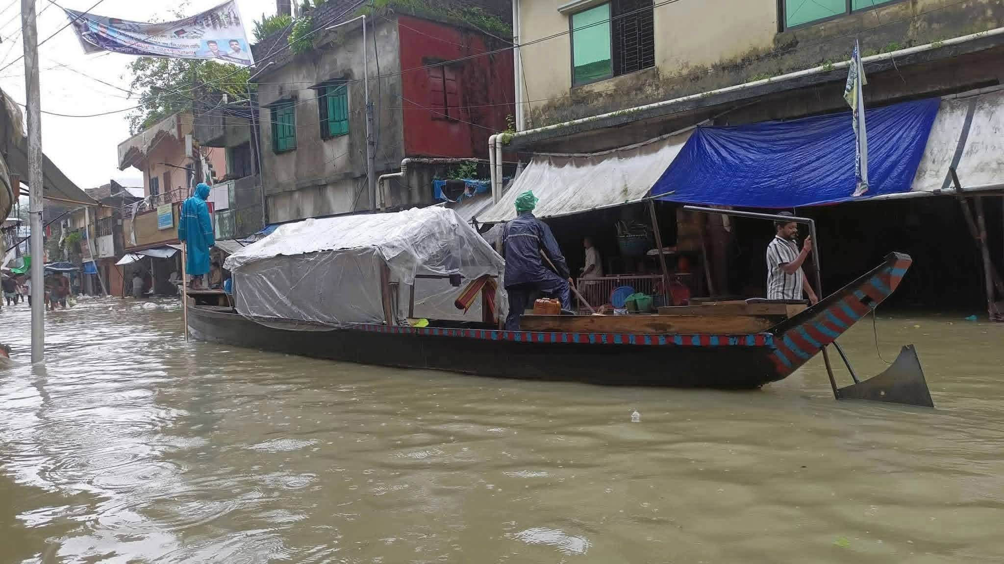 চট্টগ্রাম বোর্ডের এইচএসসি পরীক্ষা ১৬ জুলাই পর্যন্ত স্থগিত, বন্যায় পানিবন্দি সাড়ে ৪ লাখ মানুষ