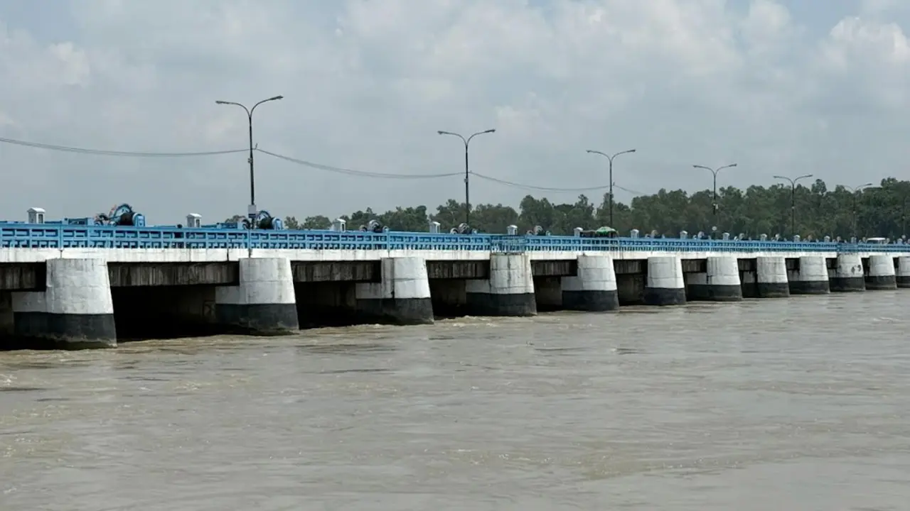 ভারী বৃষ্টি ও উজানের ঢলে তিস্তার পানি বিপৎসীমার ওপরে