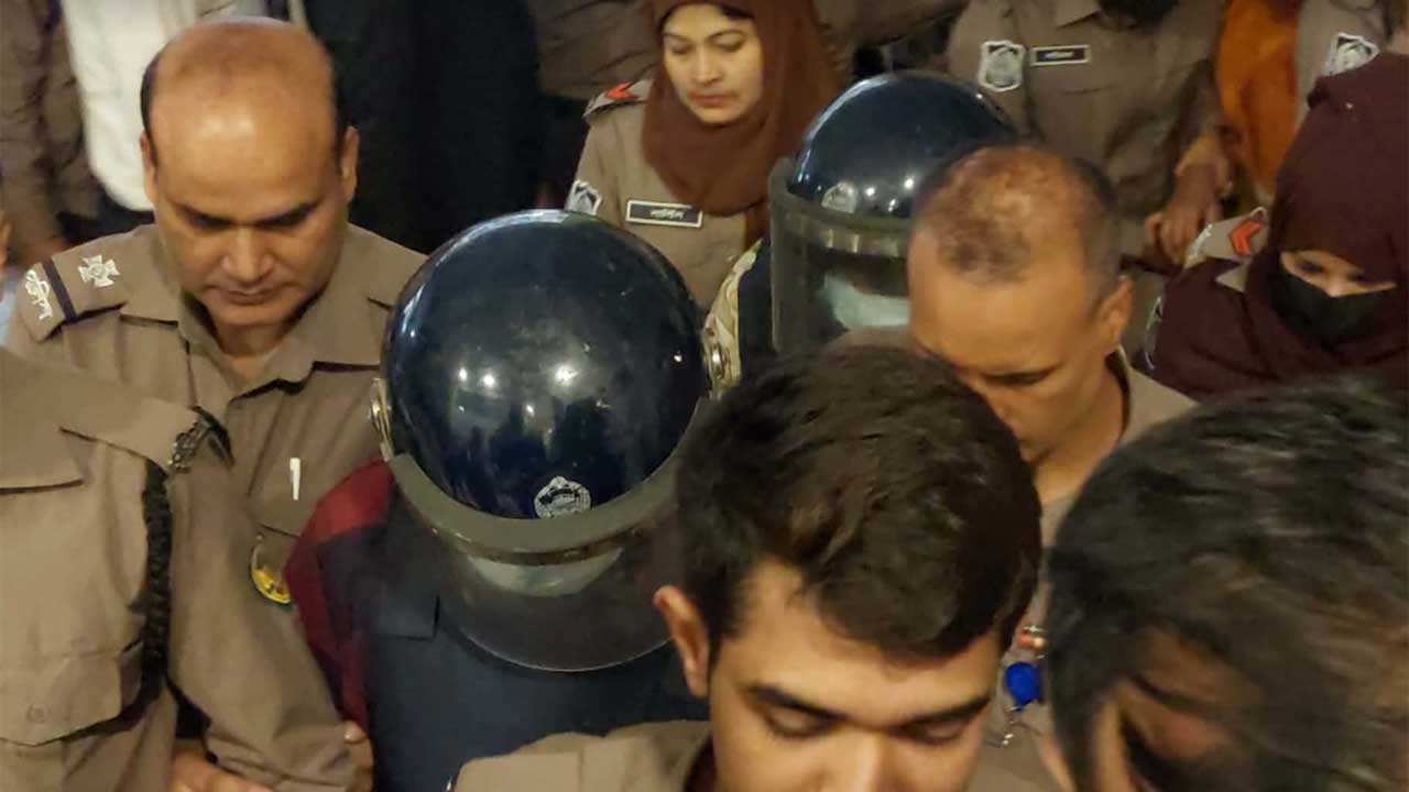 বিমান বাংলাদেশ এয়ারলাইন্সের এমডি গ্রেপ্তার