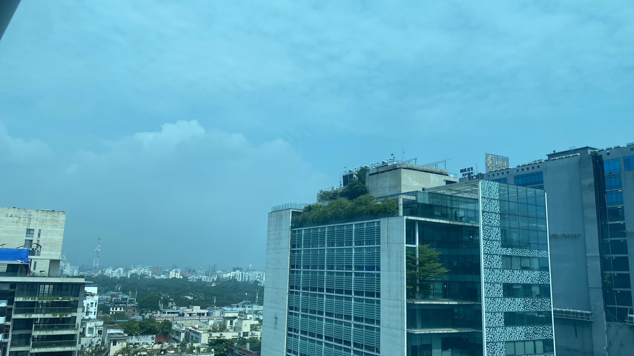 টানা বৃষ্টির পর রাজধানীতে সূর্যের দেখা, বাড়তে পারে তাপমাত্রা