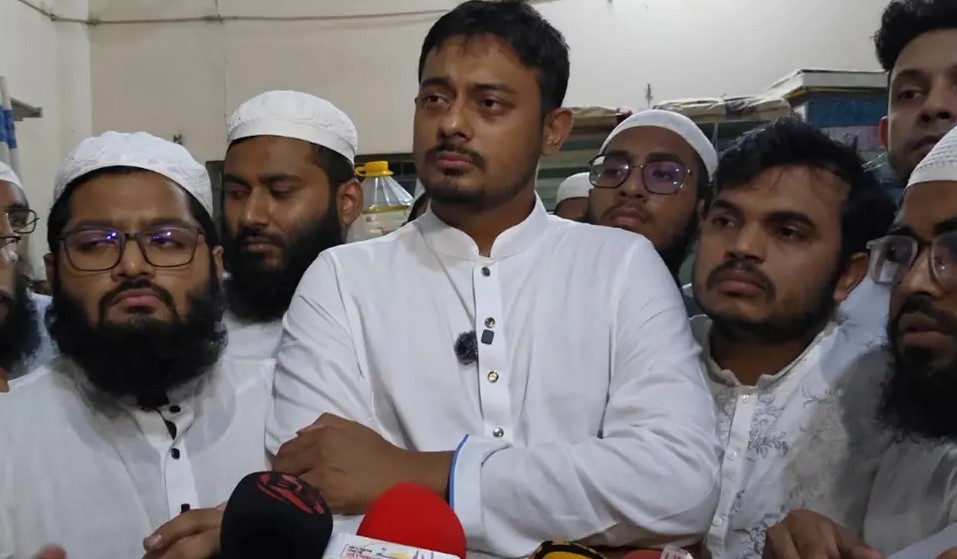 ব্রাহ্মণবাড়িয়ায় কওমি ছাত্র ও শিক্ষকদের সঙ্গে বৈঠকে নাসীরুদ্দীন পাটওয়ারী