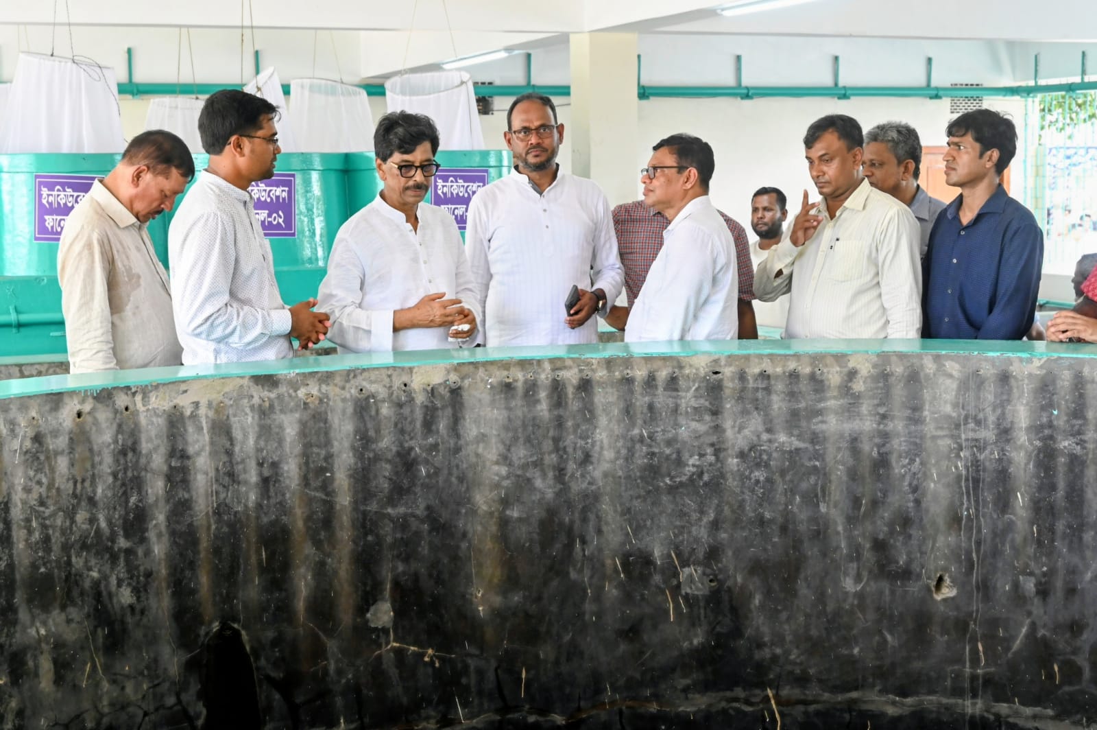 জাতীয় মৎস্য পক্ষের প্রস্তুতি দেখতে কটিয়াদী-পাকুন্দিয়ায় মন্ত্রী-প্রতিমন্ত্রী