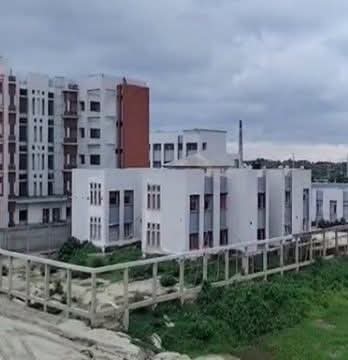 নরসিংদীর শিবপুরে নির্মাণাধীন নতুন জেলা কারাগারের নির্মাণকাজ