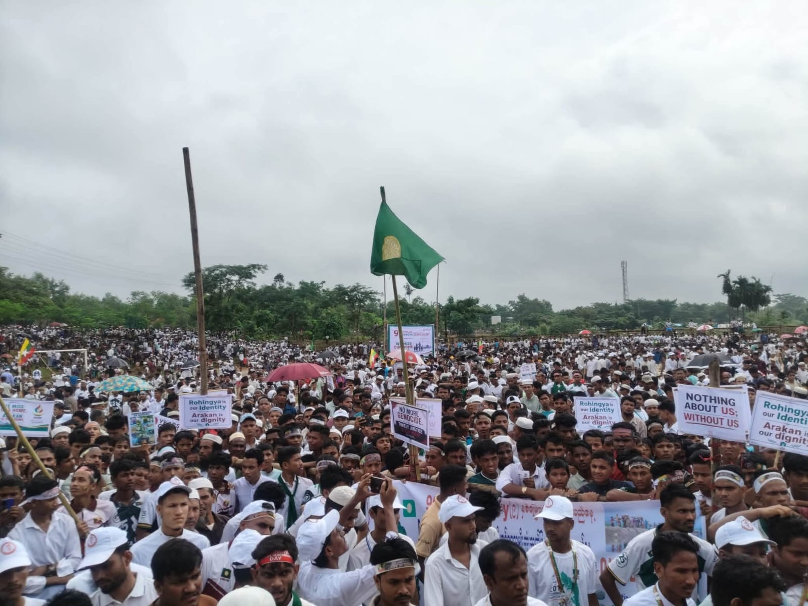 রোহিঙ্গা গণহত্যা দিবস উপলক্ষে উখিয়া-টেকনাফের রোহিঙ্গা ক্যাম্পে মিছিল ও সমাবেশের প্রস্তুতি