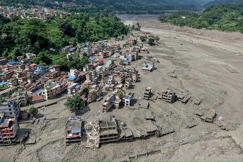 নেপালে নিহত বেড়ে ১৬২, নিখোঁজ ৫৭৯; তিব্বতে নিহত ৩