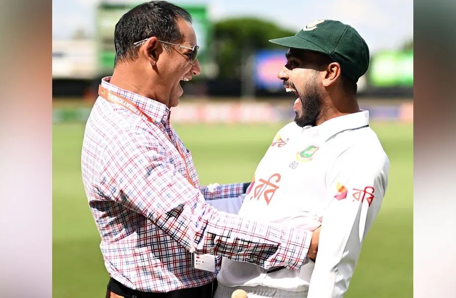অস্ট্রেলিয়ার বিপক্ষে ডারউইন টেস্ট জয়ের পর বাংলাদেশ দলের উচ্ছ্বাস