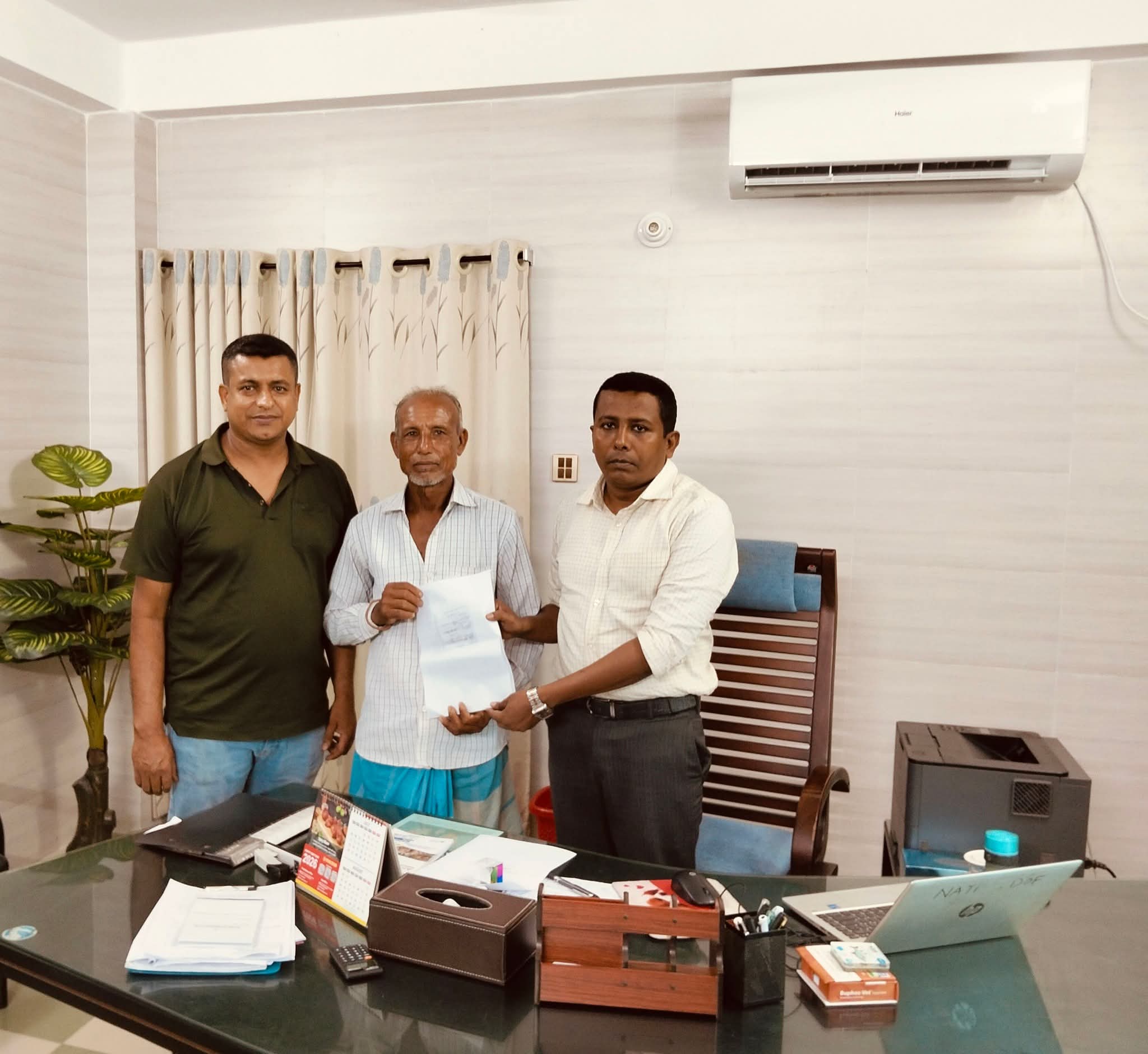 ডুমুরিয়া উপজেলা মৎস্য বিভাগের সরকারি মৎস্য ঋণ আদায় কার্যক্রম