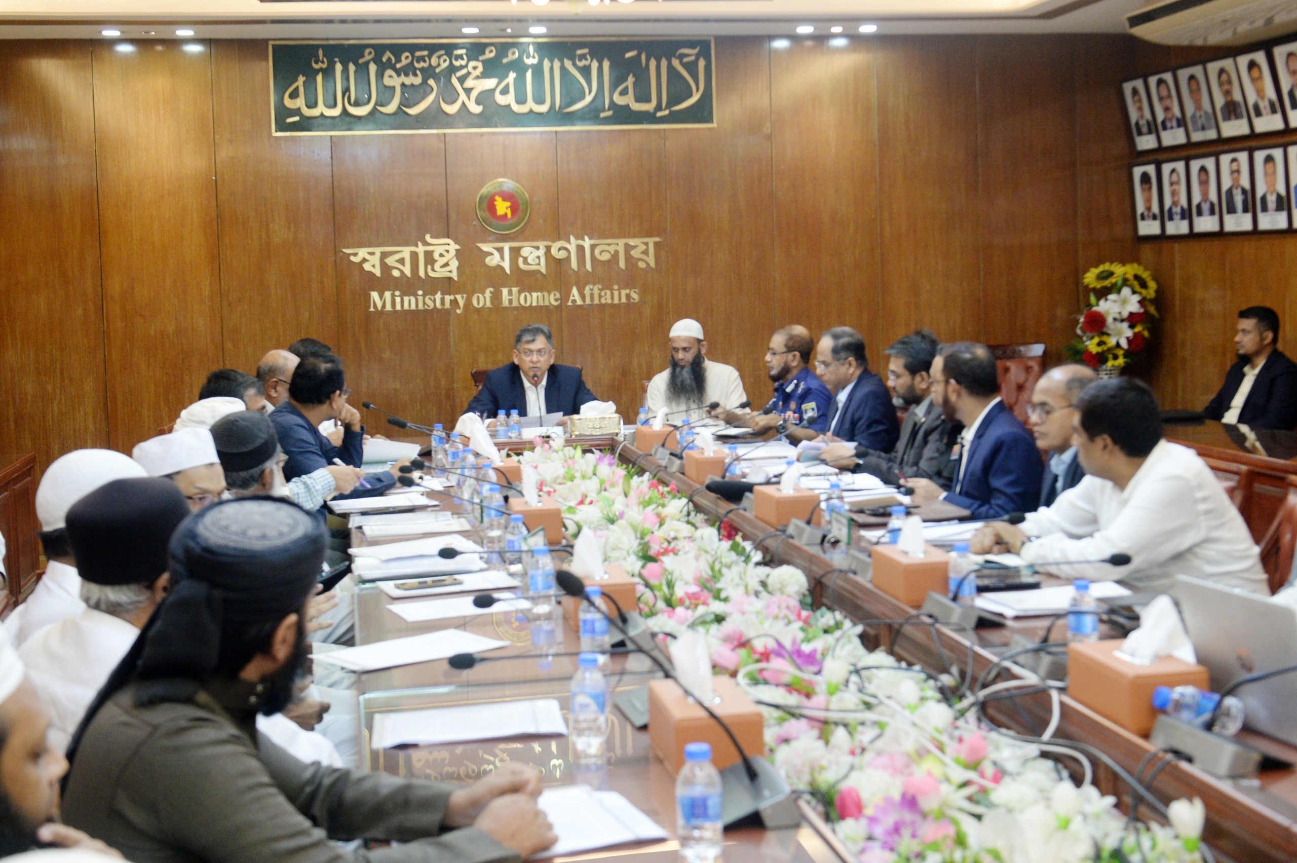 বিশ্ব ইজতেমা নিয়ে সাংবাদিকদের ব্রিফ করছেন স্বরাষ্ট্রমন্ত্রী সালাহউদ্দিন আহমদ
