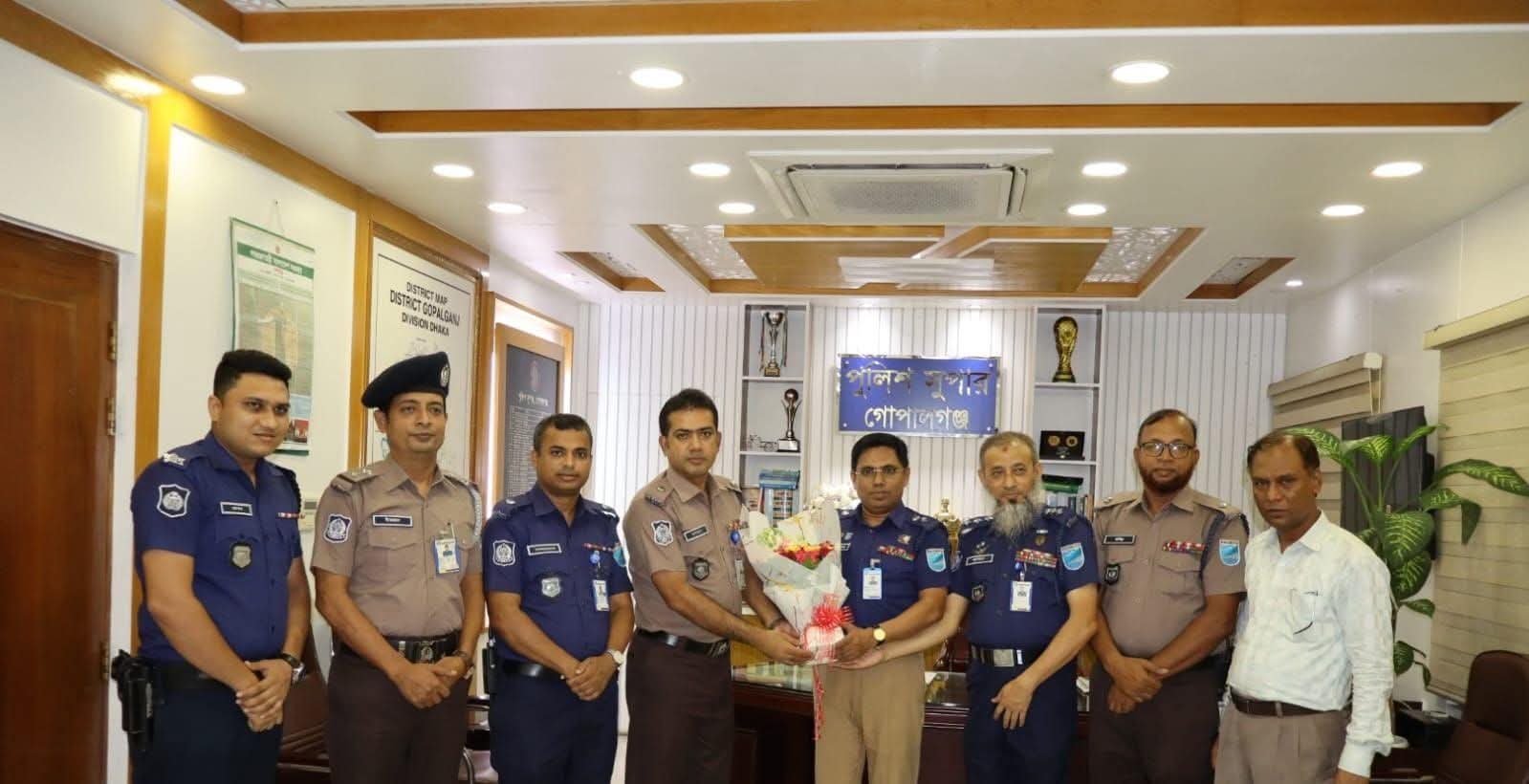 বিপিএম-সেবা পদকপ্রাপ্ত গোপালগঞ্জের পুলিশ সুপার মো. হাবীবুল্লাহ
