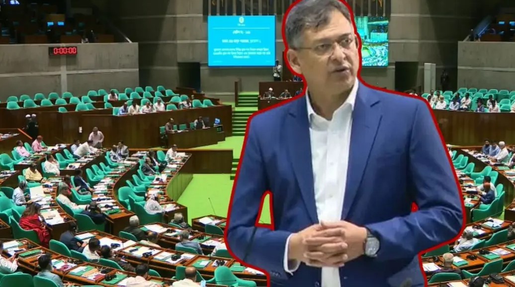 জাতীয় সংসদে জ্বালানি সংকট নিয়ে বক্তব্য দিচ্ছেন স্বরাষ্ট্রমন্ত্রী সালাহউদ্দিন আহমদ