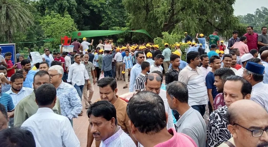 বিএনপির ৪৮তম প্রতিষ্ঠাবার্ষিকী উপলক্ষে জিয়া উদ্যানে নেতাকর্মীদের মিছিল ও সমাগম