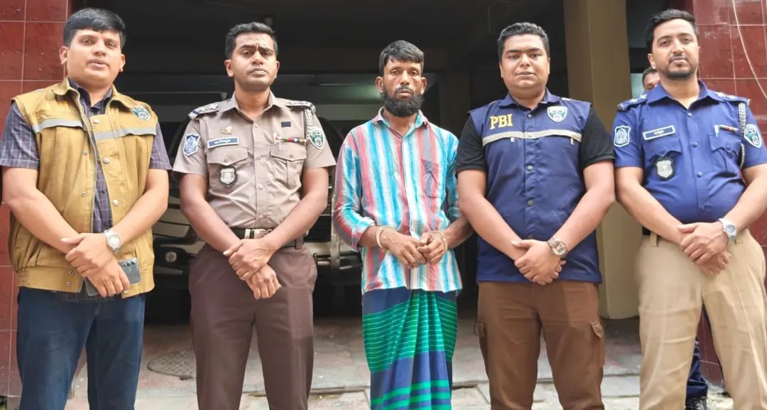 আশুলিয়ায় দম্পতি ও নবজাতক হত্যার ঘটনায় সাবেক প্রেমিককে গ্রেপ্তার করেছে পিবিআই
