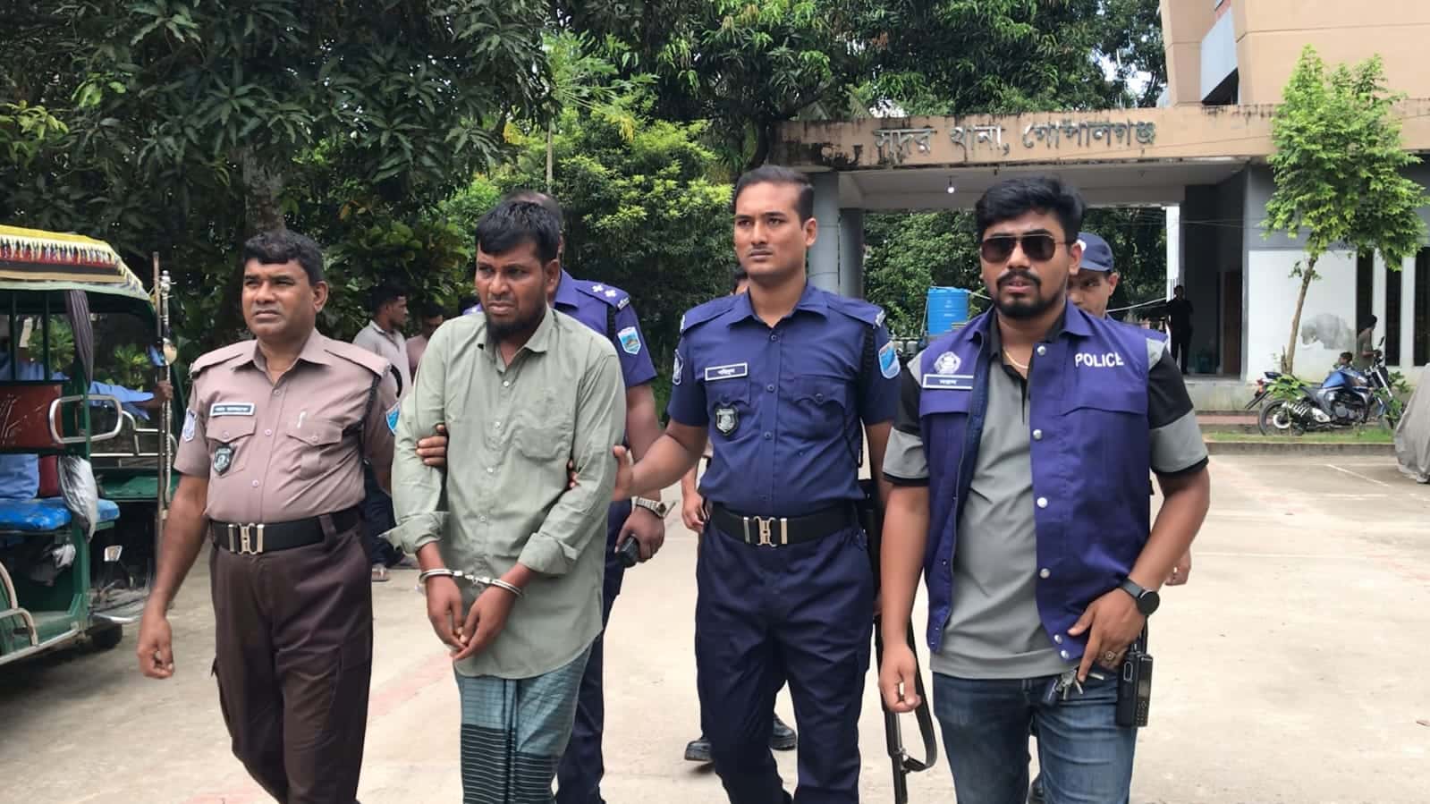গোপালগঞ্জে কলেজছাত্র হত্যা মামলার আসামি গ্রেপ্তার