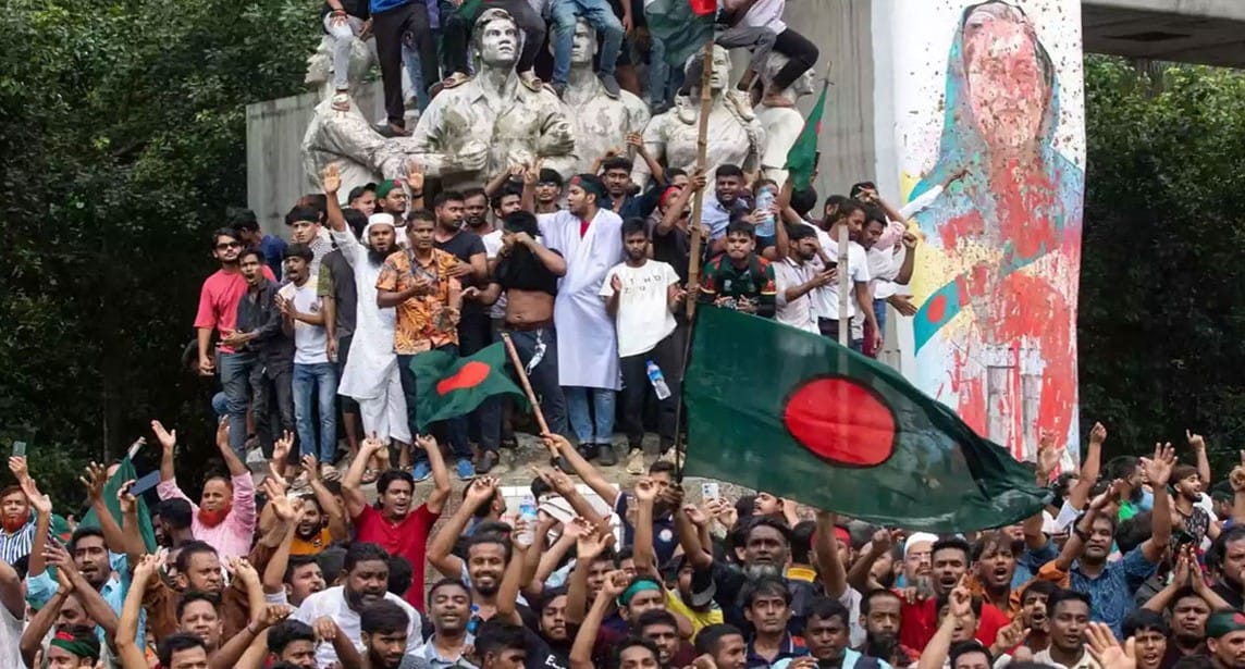 গণতন্ত্র ও রাষ্ট্র পরিচালনায় তরুণদের অংশগ্রহণের গুরুত্ব তুলে ধরে বিশ্ব যুব দিবসের প্রতীকী ছবি।
