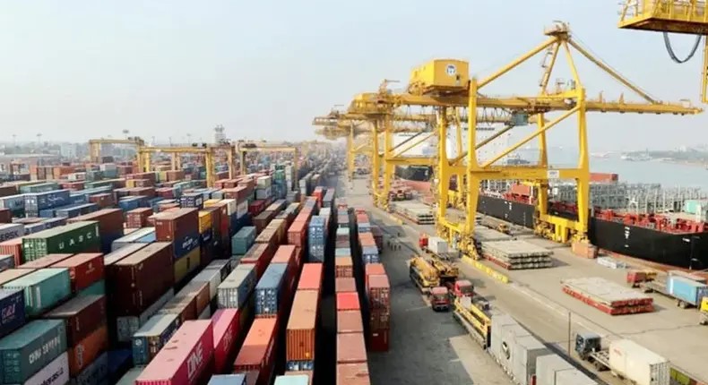  চট্টগ্রাম বন্দরে পড়ে থাকা বিপজ্জনক রাসায়নিকবোঝাই কনটেইনার