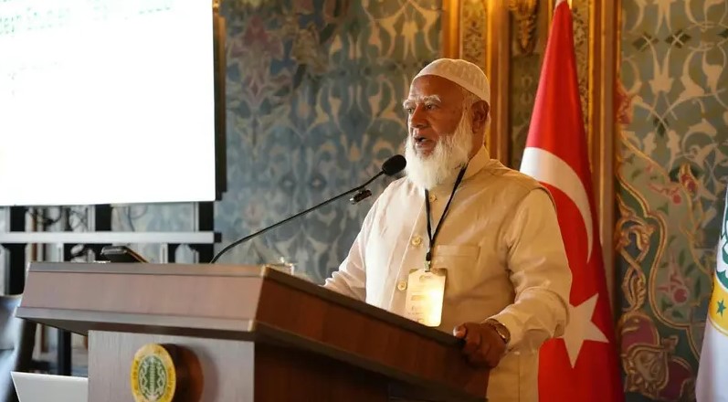 ইস্তাম্বুল বিশ্ববিদ্যালয়ে বাংলাদেশবিষয়ক আন্তর্জাতিক সম্মেলনে বক্তব্য দিচ্ছেন বিরোধীদলীয় নেতা ডা. শফিকুর রহমান