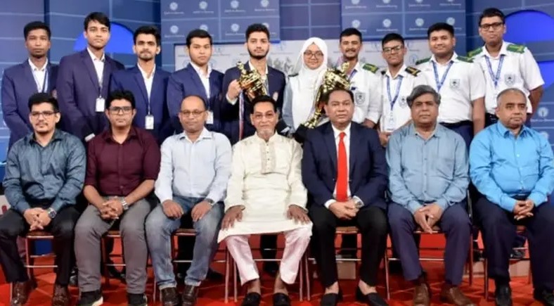  কিশোর গ্যাং প্রতিরোধবিষয়ক ছায়া সংসদ বিতর্ক প্রতিযোগিতায় বক্তব্য দিচ্ছেন চিফ হুইপ নুরুল ইসলাম মনি।