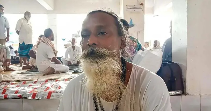 কুষ্টিয়ার ছেঁউড়িয়ায় লালন উৎসব উপলক্ষে বাউল সাধক হৃদয় শাহ