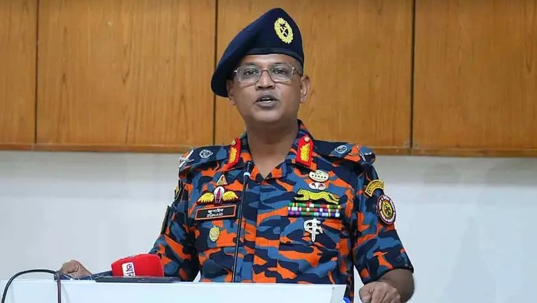 কক্সবাজারের ইনানীর পাটুয়ারটেক সৈকতে অগ্নিকাণ্ডে ক্ষতিগ্রস্ত টুপটুপ রিসোর্ট।