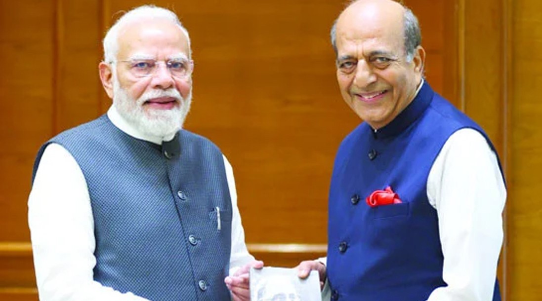 ভারতের প্রধানমন্ত্রী নরেন্দ্র মোদির সঙ্গে বাংলাদেশের হাইকমিশনার দিনেশ ত্রিবেদীর বৈঠক