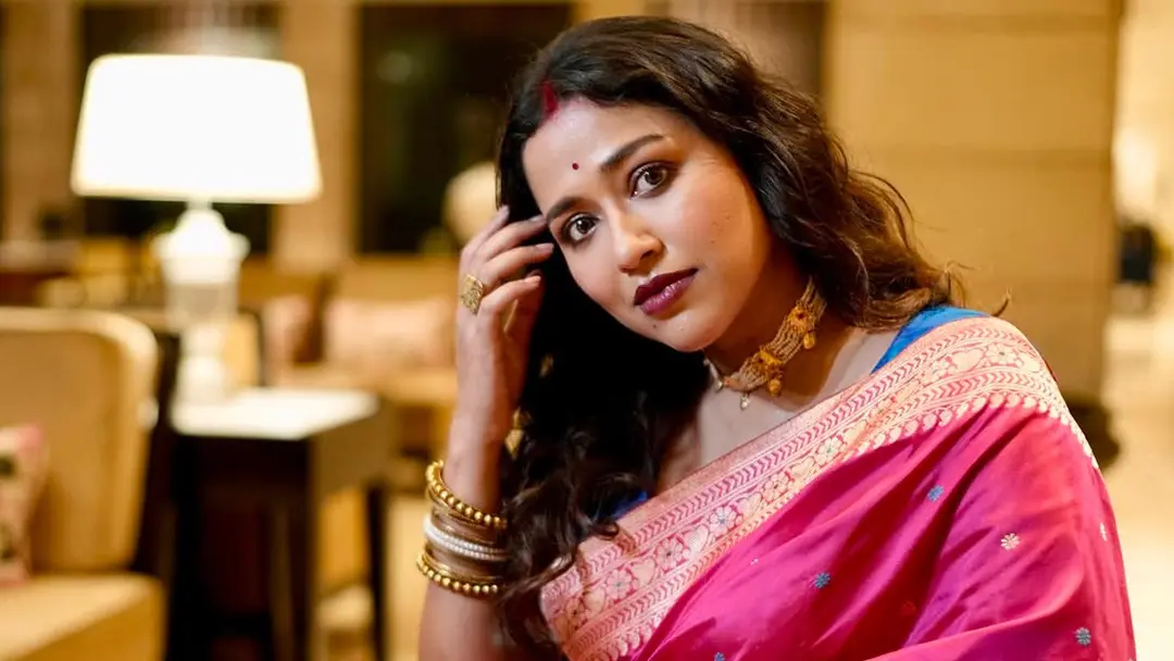 গ্ল্যামারের চেয়ে যোগ্যতাকে এগিয়ে রাখলেন সোহিনী
